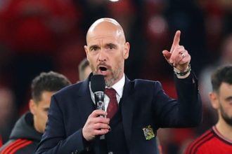 turunminum.id Erik Ten Hag Beri Sindiran Terhadap Arne Slot yang Baru Saja Resmi jadi Pelatih Liverpool 