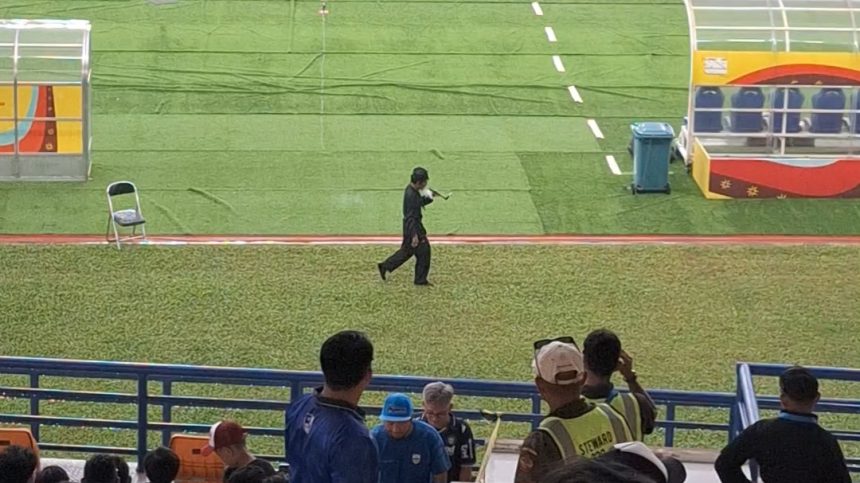 turunminum.id Pawang Hujan Turun Tangan Jelang Laga Persib Bandung vs Madura United