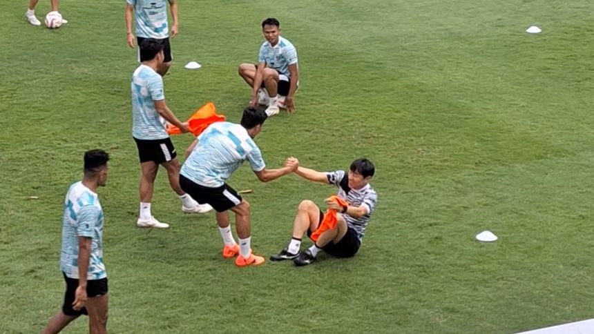 turunminum.id 4 Pemain Absen di Latihan Perdana Timnas Indonesia, Shin Tae-yong Ikut Main Kucing-kucingan