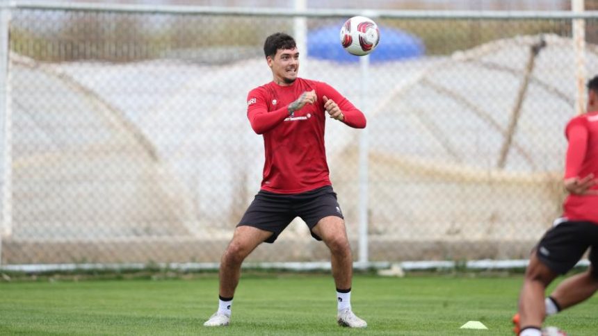 Tiba di Bali, Shayne Pattynama Perkuat Timnas Indonesia di Laga Lawan Irak dan Filipina?
