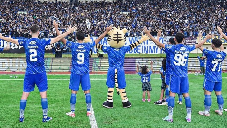 Laga Persib Bandung vs Bali United Digelar Tanpa Penonton, Bojan Hodak: Peluang untuk Maung Bandung