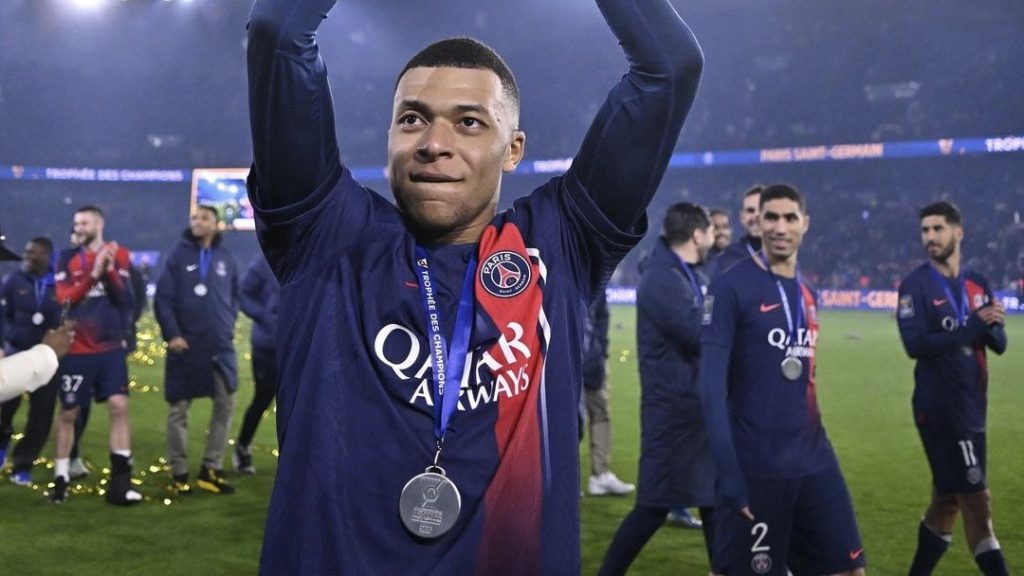 turunminum.id Ligue 1 Momen Gemilang Kylian Mbappe Bersama Paris Saint Germain Momen Gemilang Kylian Mbappe Bersama PSG (foto: instagram)