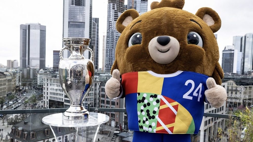 turunminum.id Eropa UEFA 5 Pemain Bintang yang Absen di EURO 2024 Part 1 Bintang Sepak Bola yang Tidak Akan Berlaga di Euro 2024 (foto: instagram)
