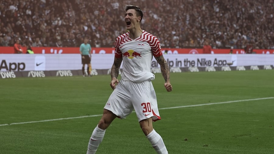 turunminum.id Inggris Chelsea Atau Arsenal: Pilihan Terbaik untuk Benjamin Sesko? Arsenal atau Chelsea: Pilihan Terbaik untuk Benjamin Sesko? (foto: instagram)
