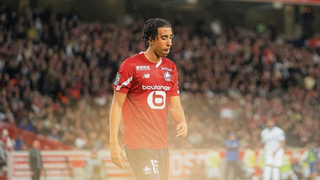 turunminum.id Ligue 1 Klub Elite Eropa Bersaing untuk Rekrut Leny Yoro dari Lille Klub Elite Eropa Bersaing untuk Rekrut Leny Yoro dari Lille (foto: instagram)