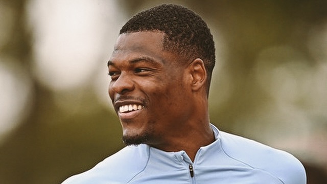 turunminum.id Inggris Dumfries Tegaskan Keinginan Bertahan di Inter, Aston Villa Tetap Tertarik Dumfries Tegaskan Keinginan Bertahan di Inter, Aston Villa Tetap Tertarik (foto: instagram)