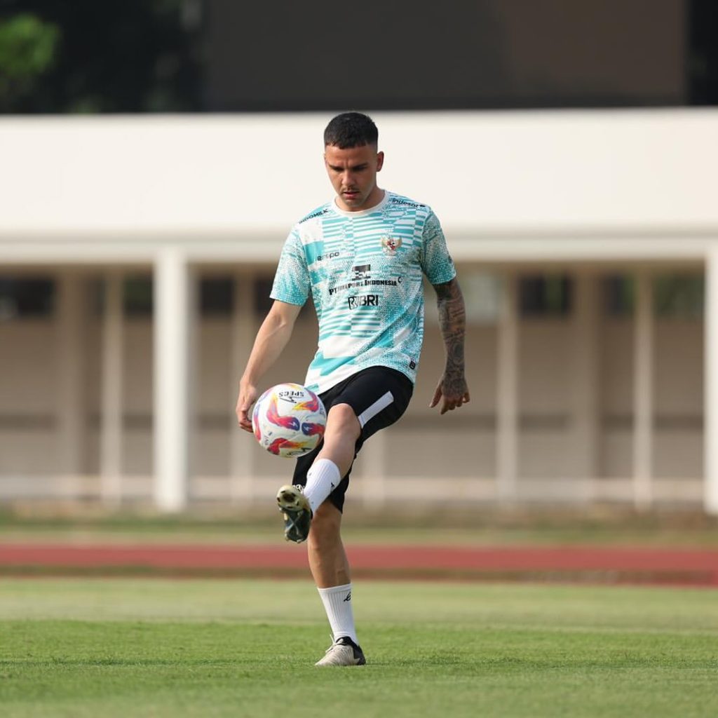 turunminum.id Timnas DPR RI Mengadakan Rapat Paripurna untuk Persetujuan Naturalisasi Calvin Verdonk dan Jens Raven DPR RI Mengadakan Rapat Paripurna untuk Persetujuan Naturalisasi Calvin Verdonk dan Jens Raven (foto: instagram)