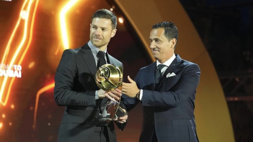 Xabi Alonso Tetap Dekat dengan Liverpool Meski Menolak Tawaran Manajer (foto: instagram)