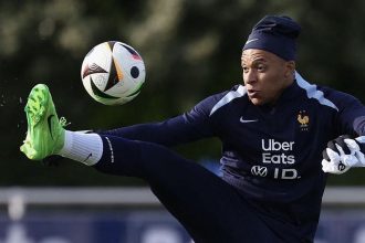 Cristiano Ronaldo Memberikan Dukungan kepada Kylian Mbappe Usai Kedatangannya di Real Madrid (foto: instagram)