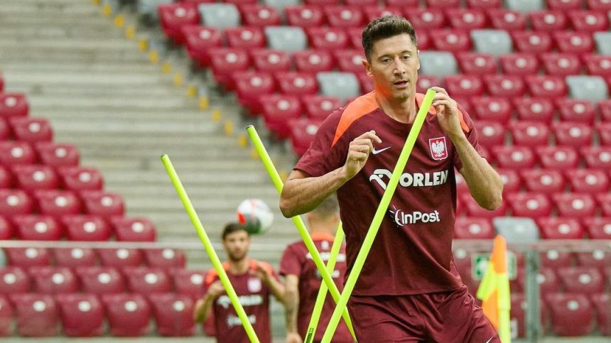 Robert Lewandowski sudah pulih dari cedera (Foto: Instagram/_rl9)
