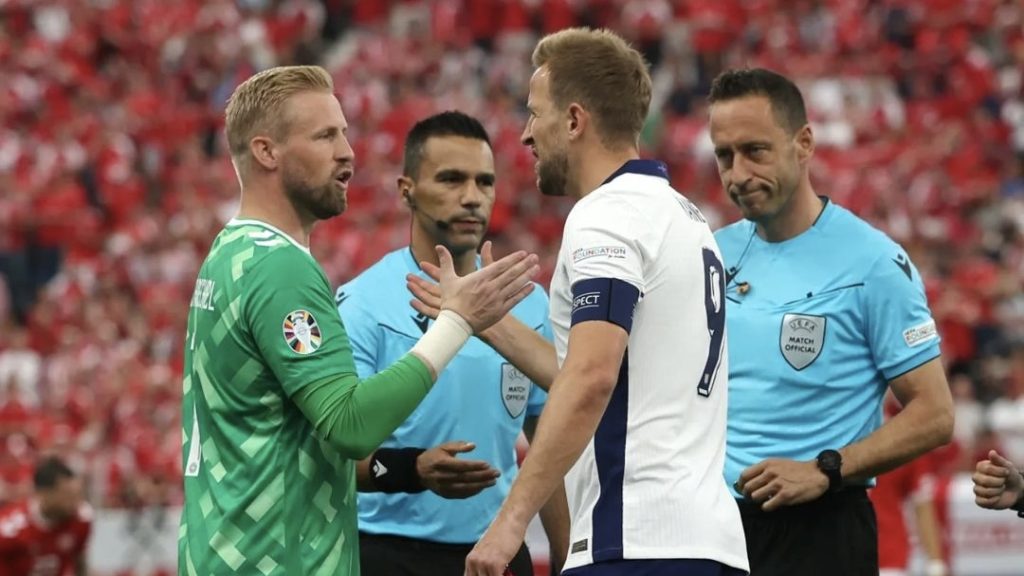 turunminum.id Eropa UEFA Denmark 1-1 England: Evaluasi Pemain dan Peluang Terbuang Three Lions di Euro 2024 Denmark 1-1 England: Evaluasi Pemain dan Peluang Terbuang Three Lions di Euro 2024 (foto: instagram)