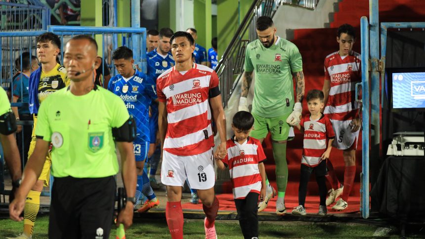 Madura United berpisah dengan kapten timnya, Fachruddin Aryanto (Foto: Madura United)