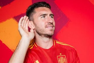 Bek Timnas Spanyol, Aymeric Laporte alami cedera jelang lawan Kroasia (Foto: Relevo.com)