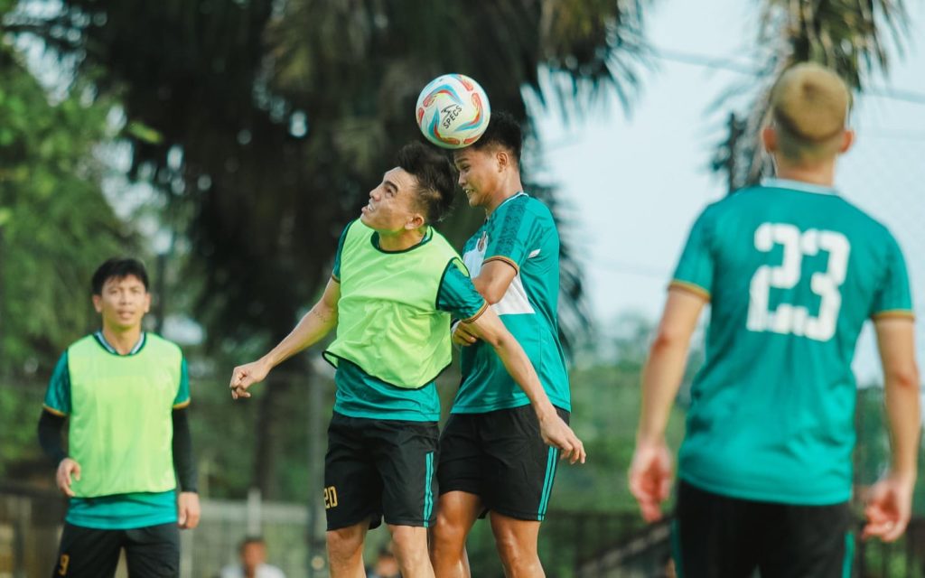 turunminum.id Liga 1 Alasan Khusus PSS Sleman Jadikan Leonard Tupamahu Sebagai Manajer di Liga 1 turunminum.id Alasan Khusus PSS Sleman Jadikan Leonard Tupamahu Sebagai Manajer di Liga 1