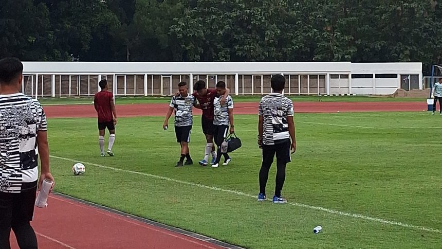 Salah satu pemain Timnas U-19 alami cedera saat latihan (Foto: Turunminum.id/da Yerimon)