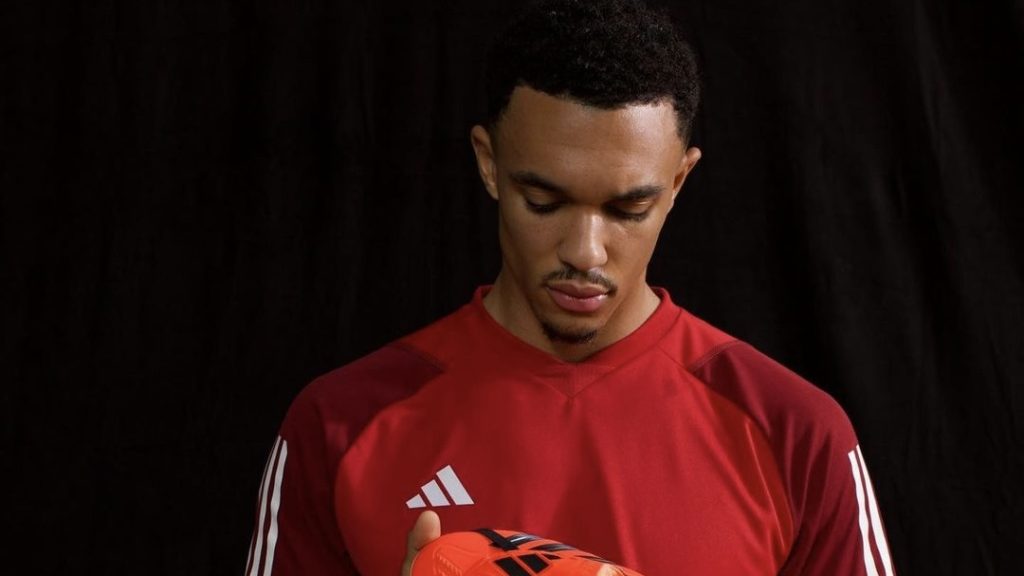 turunminum.id La Liga Real Madrid: Upaya Rekrut Trent Alexander-Arnold dari Liverpool Real Madrid: Upaya Rekrut Trent Alexander-Arnold dari Liverpool (foto: instagram)