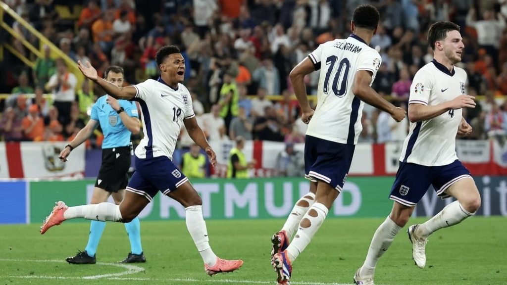 turunminum.id Eropa UEFA Bellingham Puji Watkins Usai Kemenangan Dramatis Inggris Bellingham Puji Watkins Usai Kemenangan Dramatis Inggris (foto: instagram)