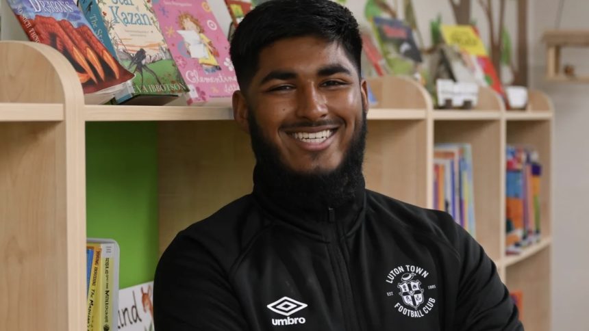 Hafizul Islam: Kisah Kesuksesan Berkat Premier League Kicks Pelatih Komunitas (foto: x)