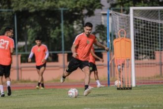 Pemain baru Persebaya Surabaya, Randy May (Foto: Persebaya.id)