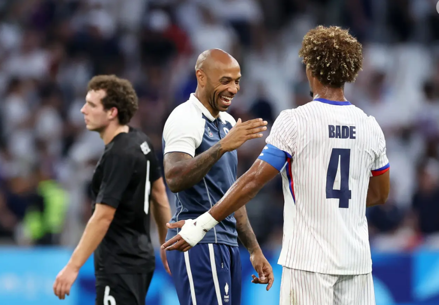 turunminum.id Laga Panas Prancis vs Argentina, Thierry Henry Ogah Bahas Chant Rasis