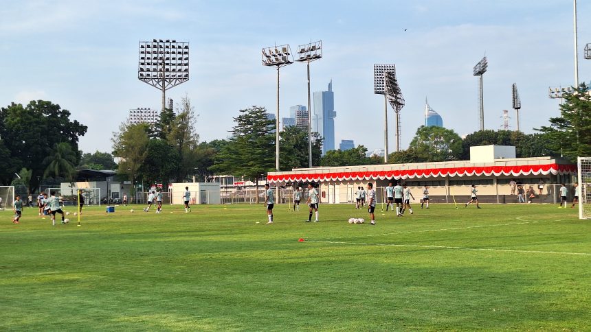 Nova Arianto pimpin TC Timnas Indonesia U-16 di Jakarta (Foto: Turunminum.id/da Yerimon)