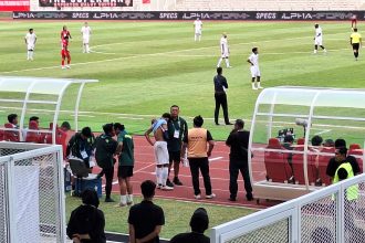 Bek Persebaya Surabaya, Catur Pamungkas alami cedera bahu (Foto: Turunminum.id/da Yerimon)