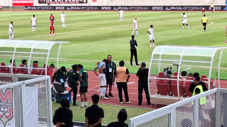 Bek Persebaya Surabaya, Catur Pamungkas alami cedera bahu (Foto: Turunminum.id/da Yerimon)