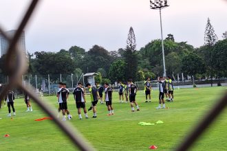 Timnas Indonesia jalani latihan di Lapangan ABC (Foto: Turunminum.id/da Yerimon)