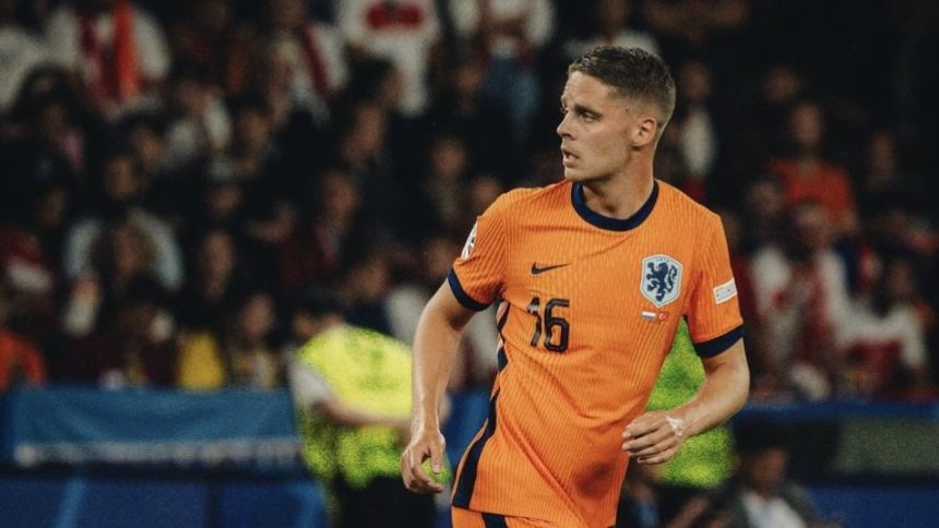 Liverpool Bidik Joey Veerman dari PSV (foto: x)