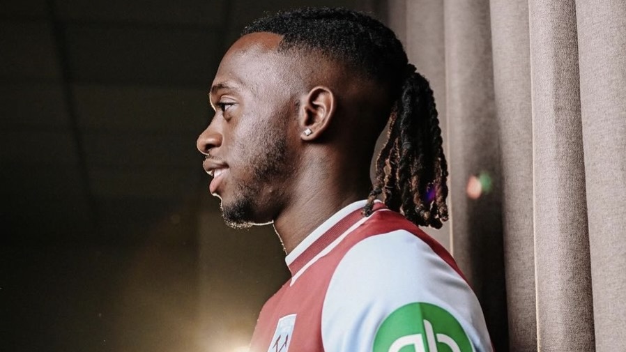 turunminum.id Inggris West Ham Rebut Wan-Bissaka dari Manchester United West Ham Rebut Wan-Bissaka dari Manchester United (foto: x)