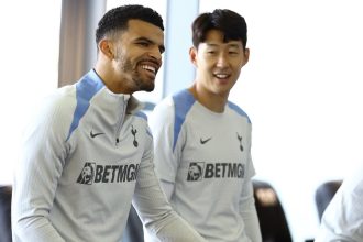 Son Sambut Solanke, Rekrutan Termahal Tottenham (foto: x)