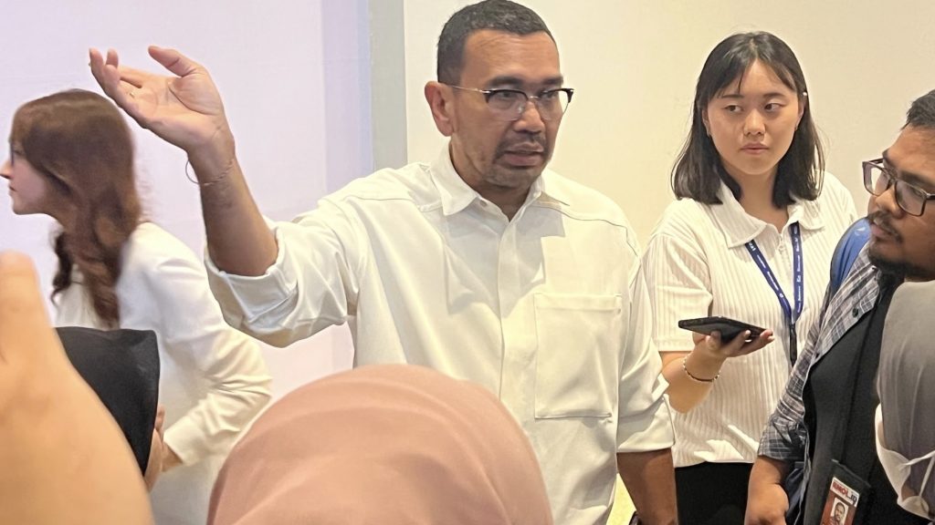 turunminum.id Liga Indonesia Dispora Surabaya Tagih PSSI, Arya Sinulingga: Pasti Dibayar Dispora Surabaya Tagih PSSI, Arya Sinulingga: Pasti Dibayar (foto: x)