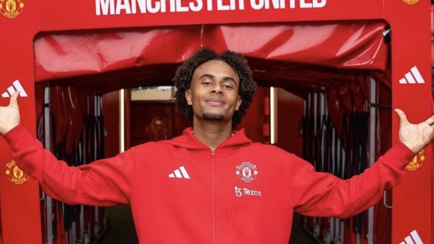Zirkzee Diprediksi Jadi Bintang Manchester United (foto: x)