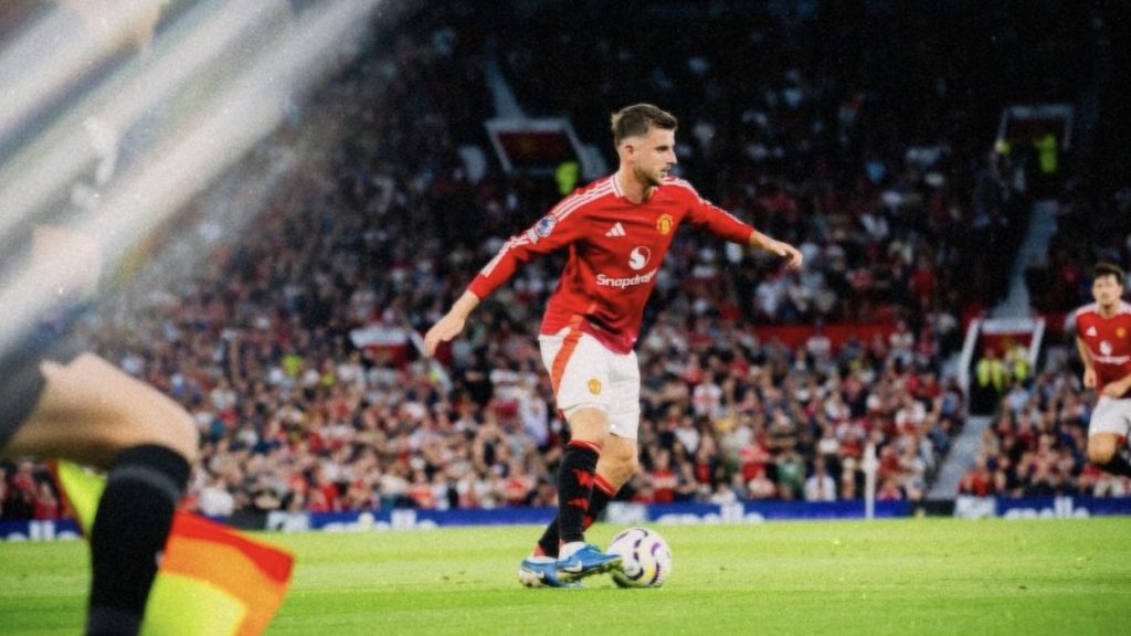 turunminum.id Inggris Manchester United Kehilangan Mason Mount Manchester United Kehilangan Mason Mount (foto: x)