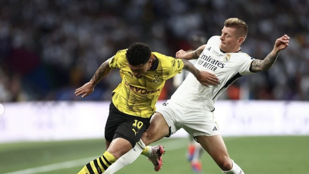 turunminum.id Inggris Manchester United Pertimbangkan Lepas Sancho Manchester United Pertimbangkan Lepas Sancho (foto: x)