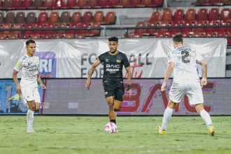 Dewa United vs Persib Bandung di pekan ke-2 Liga 1 2924 (Foto: Dewa United)