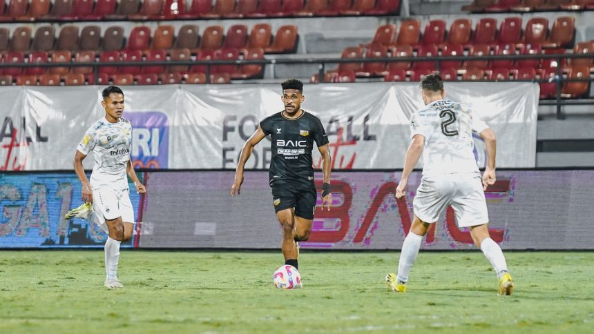 Dewa United vs Persib Bandung di pekan ke-2 Liga 1 2924 (Foto: Dewa United)