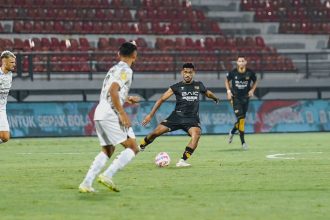 Dewa United vs Persib Bandung di Liga 1 2024 (Foto: Dewa United)