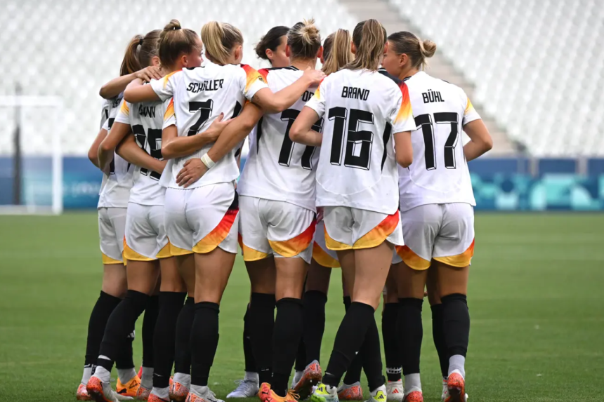 turunminum.id Gol Tunggal Giulia Gwinn Bawa Jerman Raih Medali Perunggu Sepak Bola Wanita Olimpiade 2024