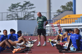 turunminum.id Link Live Streaming Dewa United vs Persib: Pasukan Bojan Hodak Siap Habisi Dewa United