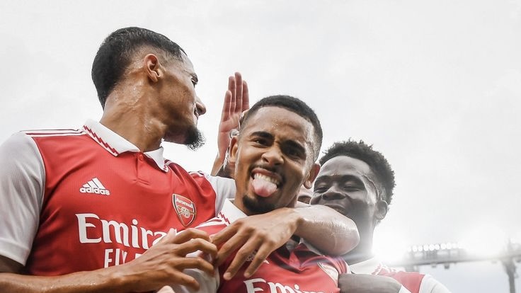 turunminum.id Inggris Arsenal: Konsistensi Menuju Gelar Premier League Arsenal: Konsistensi Menuju Gelar Premier League (foto: x)