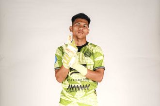 Persian lepas kiper muda, Cahya Supriadi (Foto: Persija)