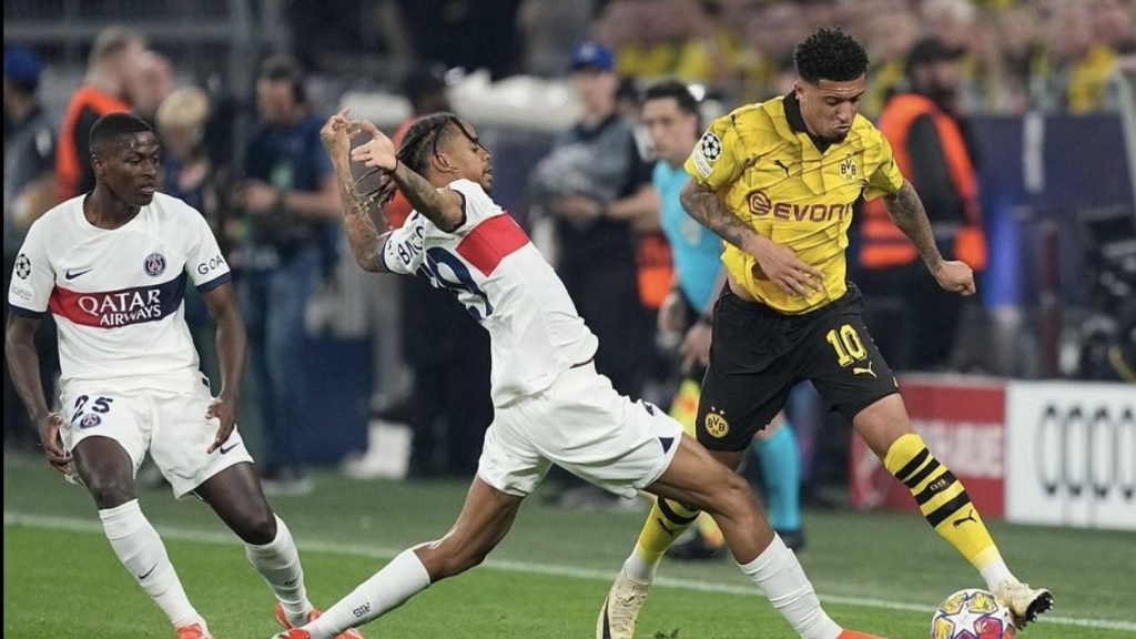 turunminum.id Inggris Manchester United Bantah Transfer Jadon Sancho Sepihak Manchester United Bantah Transfer Jadon Sancho Sepihak (foto: x)