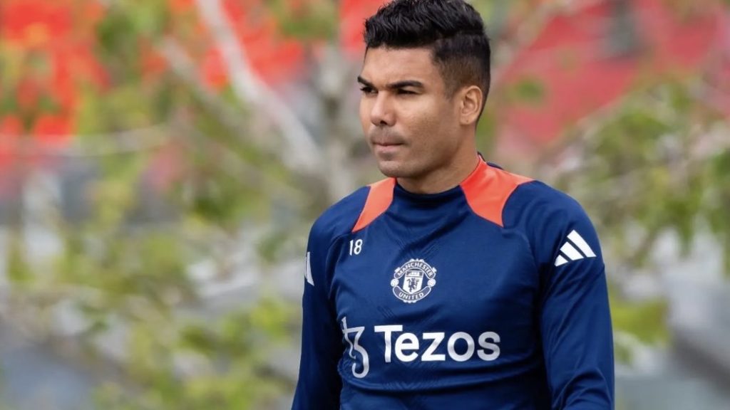 turunminum.id Inggris Nicky Butt Bela Casemiro: Kritik Usai Kalah dari Liverpool Nicky Butt Bela Casemiro: Kritik Usai Kalah dari Liverpool (foto: x)
