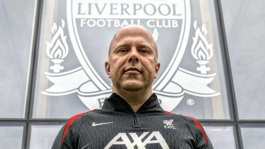turunminum.id Inggris Alexander-Arnold Puji Slot, Sindir Klopp Secara Halus! Alexander-Arnold Puji Slot, Sindir Klopp Secara Halus! (foto: x)