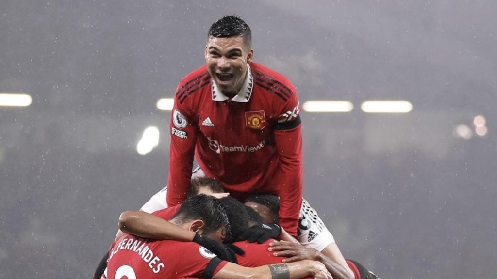 turunminum.id Inggris Blunder Casemiro dan Kekalahan Manchester United Blunder Casemiro dan Kekalahan Manchester United (foto: x)