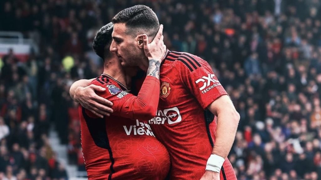 turunminum.id Inggris Antony Tinggalkan Manchester United: Karier Baru Antony Ke Fenerbahce: Ubah Karier di Manchester United (foto: x)
