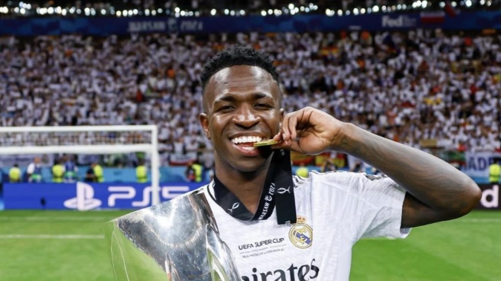 turunminum.id La Liga Vinicius Jr: Spanyol Tak Layak Tuan Rumah Piala Dunia 2030 Vinicius Jr: Spanyol Tak Layak Tuan Rumah Piala Dunia 2030 (foto: x)