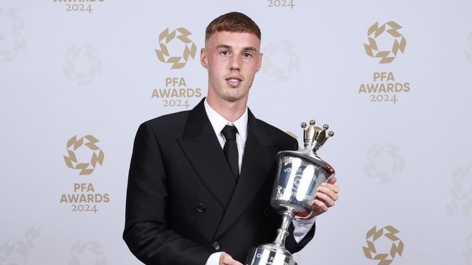turunminum.id Inggris Kontroversi Ballon d'Or 2024: Cole Palmer Dicurigai Kontroversi Ballon d'Or 2024: Cole Palmer Dicurigai (foto: x)
