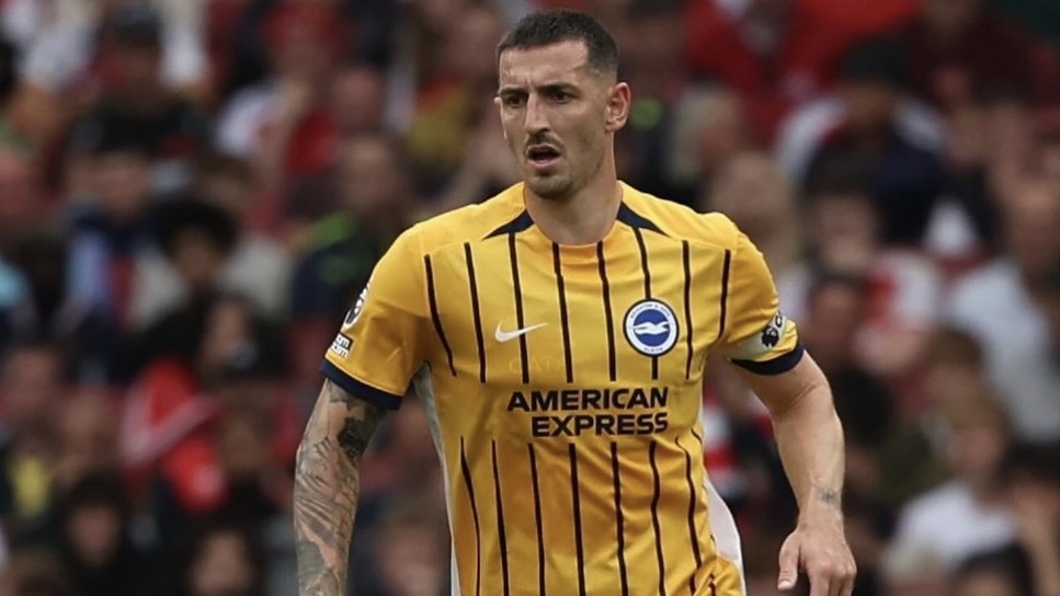 turunminum.id Inggris Manchester United Bidik Lewis Dunk Untuk Lini Belakang Manchester United Bidik Lewis Dunk Untuk Lini Belakang (foto: x)